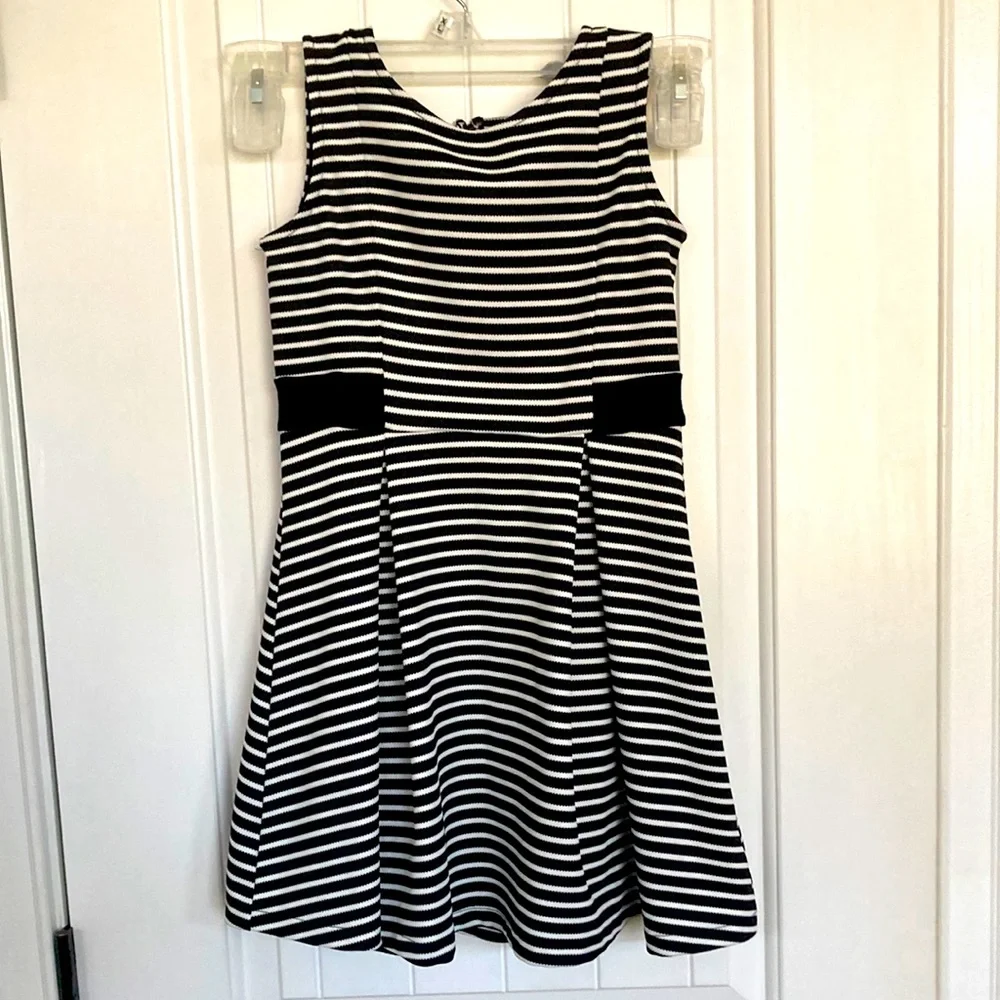 The Children’s Place Cute Dress Sz 7/8